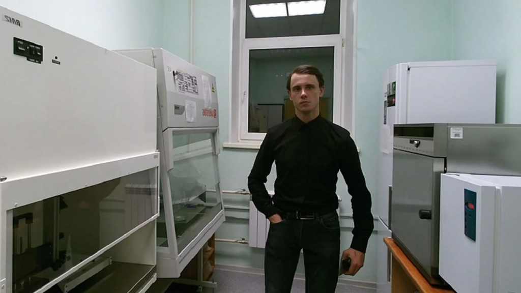 Антон Тростин