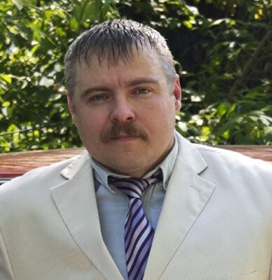 Виктор Алексеев